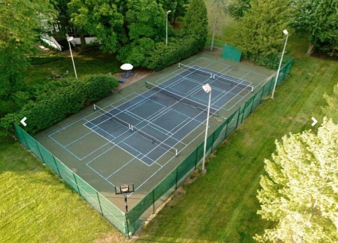 Barnyard Pickleball