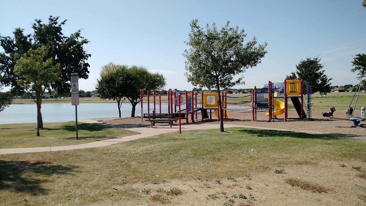 Earl Crow Park