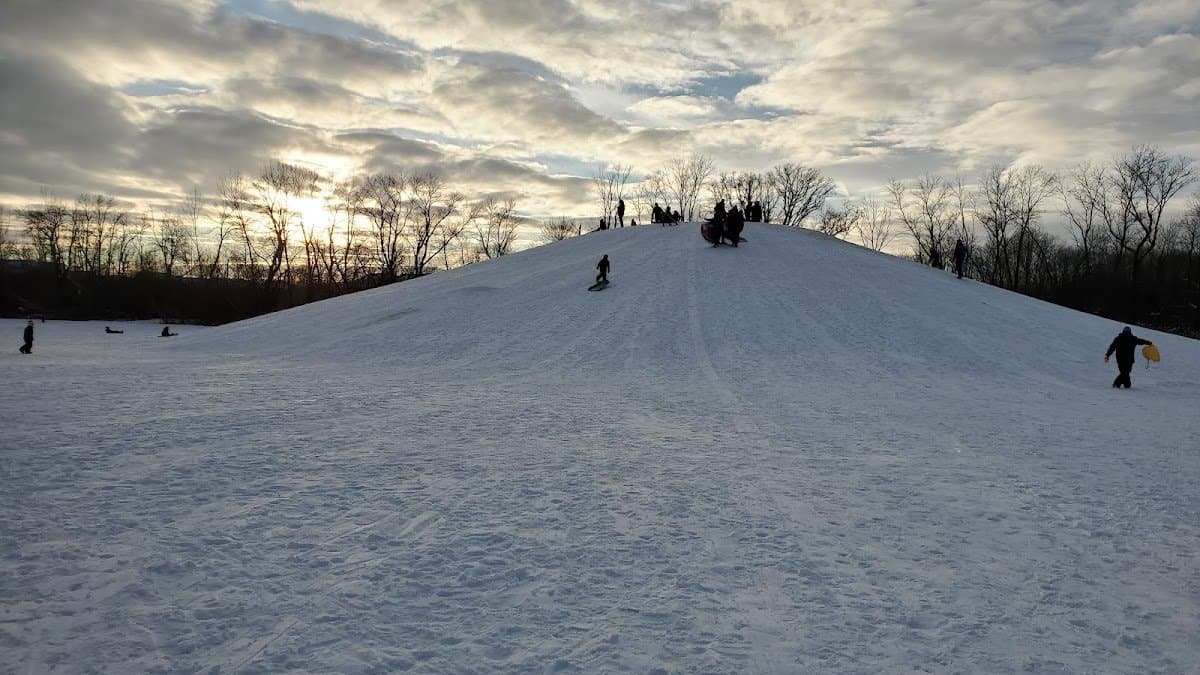 Hamel Community Center (Tennis Court)